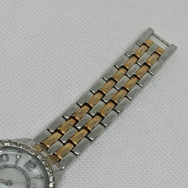 Women quartz watch gold silver tone 28mm round mop dial rhinestones running - Image 4