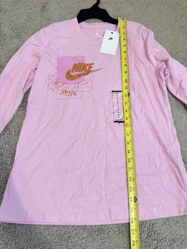 Nike Women's NSW Icon Clash Pkt Top in a pink Size M - Image 3