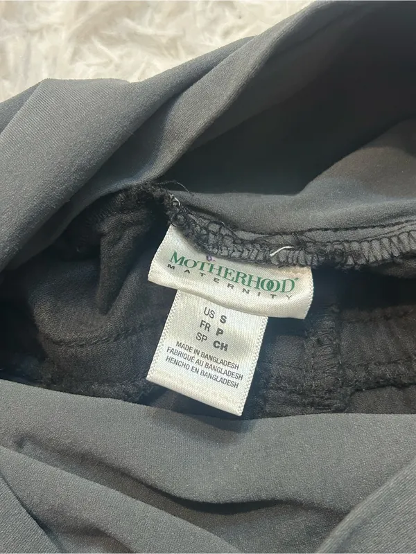 Motherhood Maternity black bootcut corduroy pants woman’s size small - Image 2