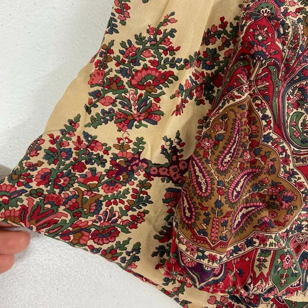 Ann Taylor women's beige red paisley print lightweight satin scarf‎ accessories - Image 3