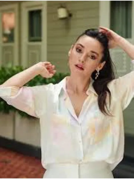 Zara Silky Pastel Watercolor-Print Button-Up Blouse Large - Image 2