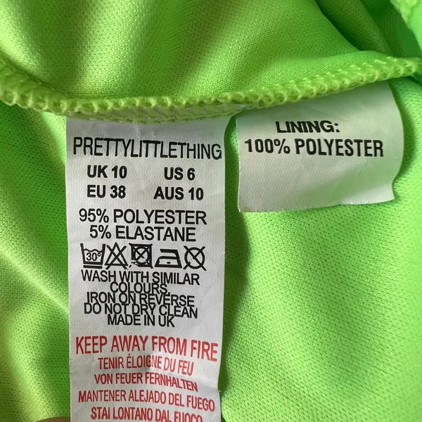 Pretty Little Thing Shape Neon Lime Buckle Cycle Shorts, US6 - Image 7
