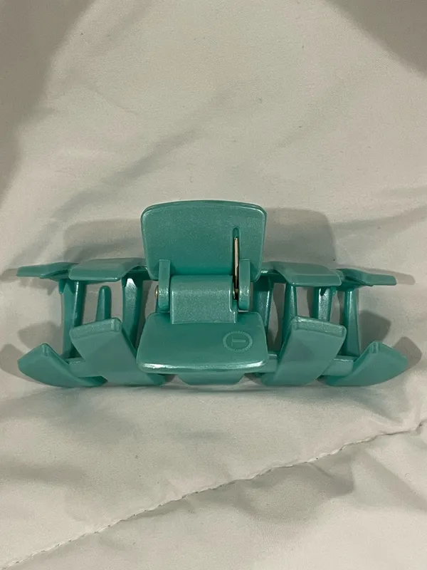 Teleties Turquoise Shimmer Hair Claw Clip - Image 4