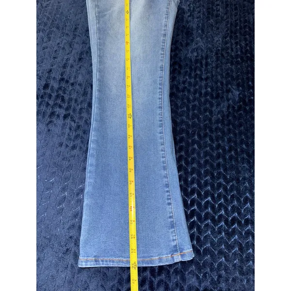 Daily Thread Women's Flare Jeans Front Pockets Button Fly Light Wash Denim Sz 4‎ - Image 10