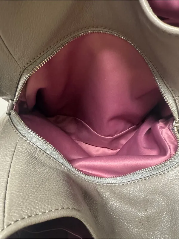 Coach Signature Jacquard Gray Hobo Bag with hangtags - Image 15