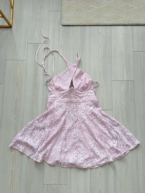 NWT for love and lemons Carmela dress size S - Image 5