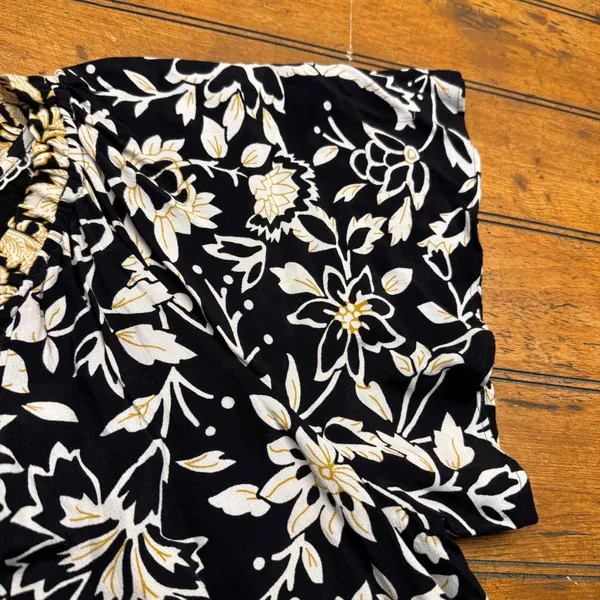 Anthropologie Black White Gold‎ Floral Tiered Ruffle V Neck Dress Size S - Image 7