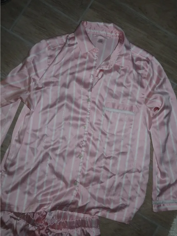 Victoria’s Secret Pink striped satin pajamas - Image 9