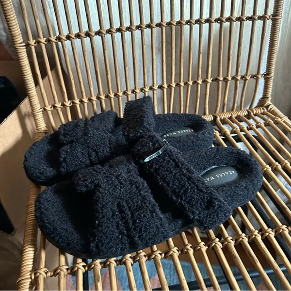 AZALEA WANG‎ Vivek Faux Shearling Slide Sandals Fuzzy Shoes NEW Size 11 - Image 3
