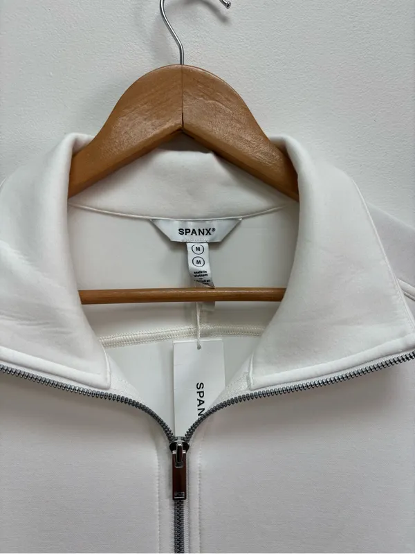 NEW SPANX AirEssentials Luxe Half Zip Sweatshirt Tunic in Powder M - Image 7