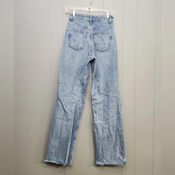 Zara High Rise 90s Jeans - Image 5