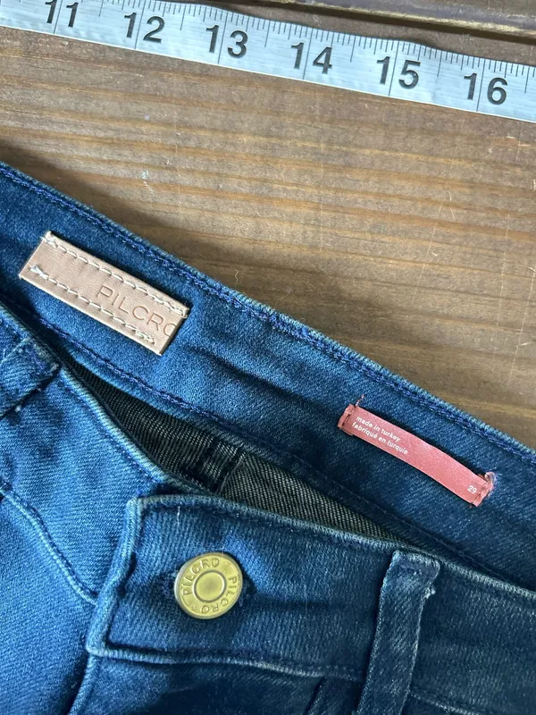 Anthropologie Pilcro The Icon Low-Rise Flare Jeans Sz 29 nwot - Image 8