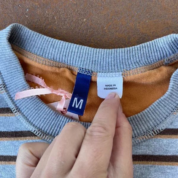 H&M men’s striped gray crewneck sweatshirt - Image 4