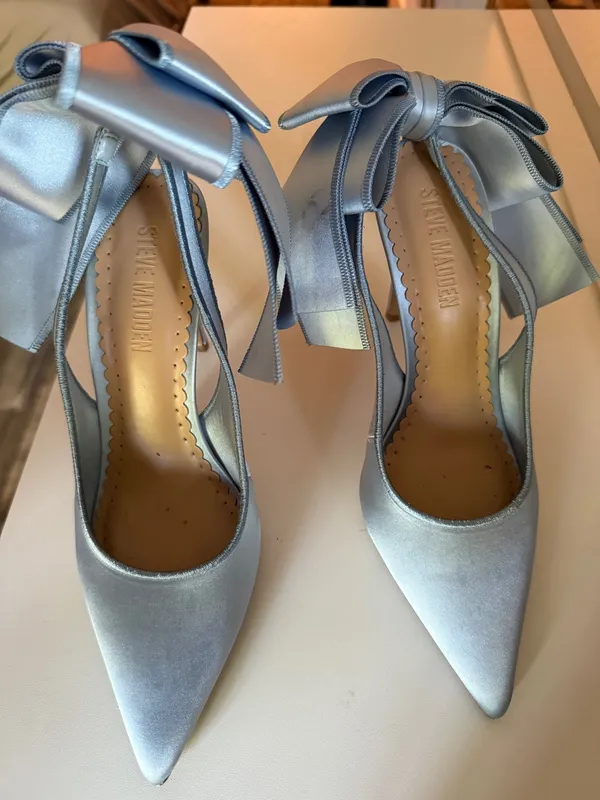Steve Madden Teacup Blue Satin Bow Heels - Image 5
