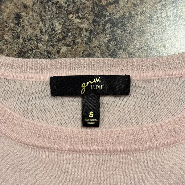 GNW Luxe Sweater Cashmere Wool Minimalist Quiet Luxury Preppy Capsule Pink Small - Image 3
