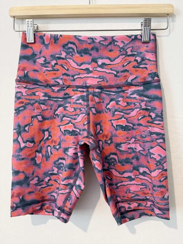 Lululemon Wunder Train Shorts 6 Chroma Clash Multi Gym Athletic High‎ Rise Biker - Image 3