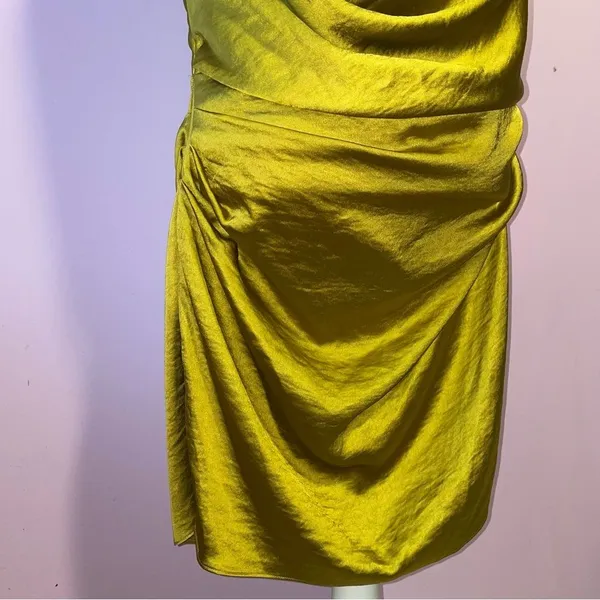 PRETTY LITTLE THING x Naomi Campbell Chartreuse Satin Extreme Cowl Bodycon Dress - Image 9