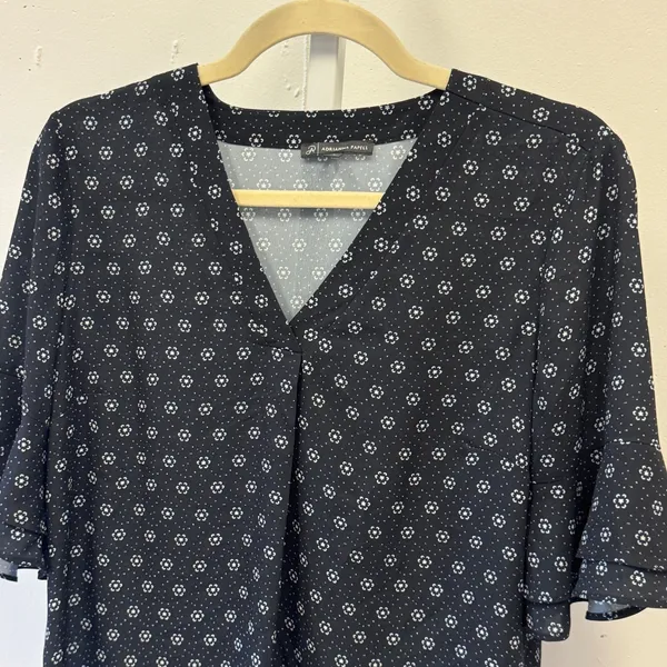 Adrianna Papell Navy Blue Floral Tiered Bell Sleeve V-Neck Blouse Top Small - Image 3