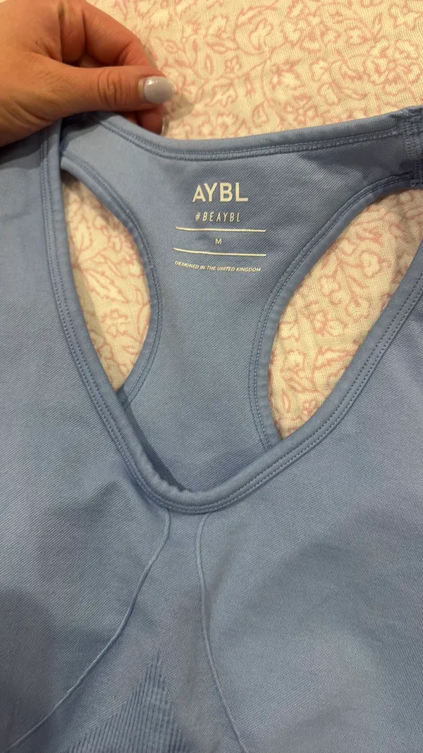Gym top Blue Size M - Image 2