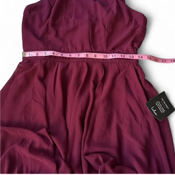 Lulus Burgandy halter neck dress with flowy skirt - Image 8