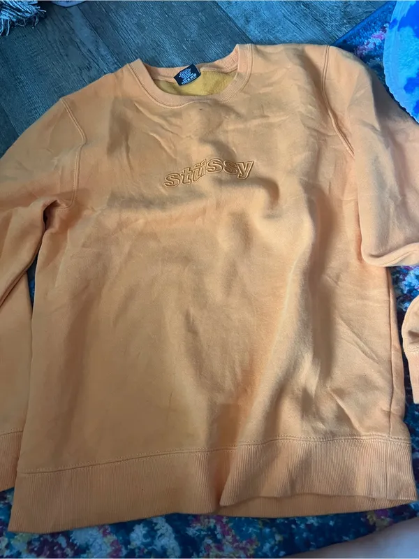 Stüssy small orange sweatshirt - Image 2