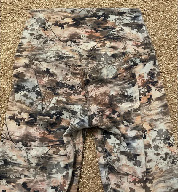 Lululemon Align Forest print leggings and Top - Image 8