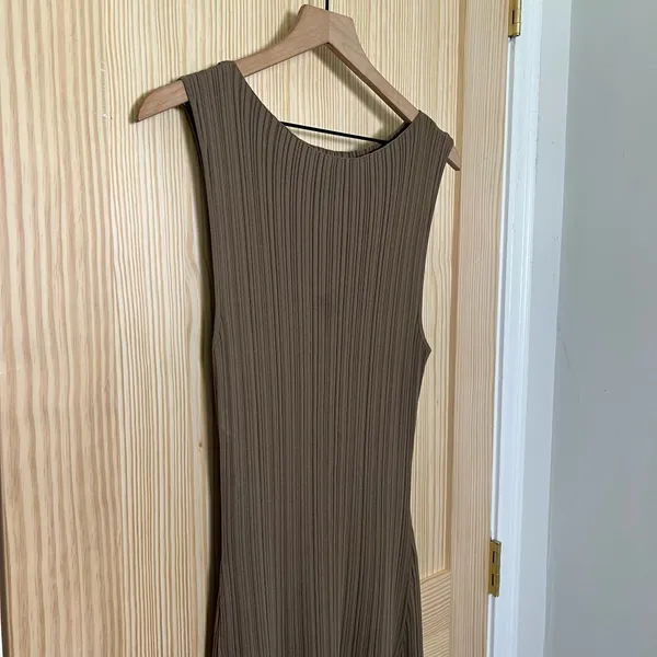 DISSH- Ivy Sleeveless Maxi Dress Moss Size XL - Image 3