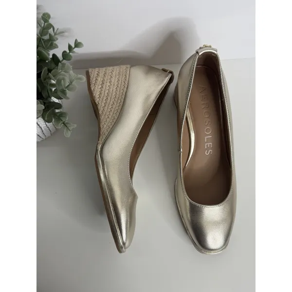 NEW Aerosoles Aurora Leather Wedges Gold Metallic Round Toe Size 9M Casual - Image 2