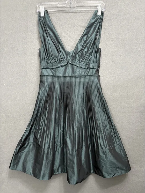 BCBG Generation Women’s Dark Green V-Neck Pleated Fit & Flare Dress 0 YFM6E014 - Image 2