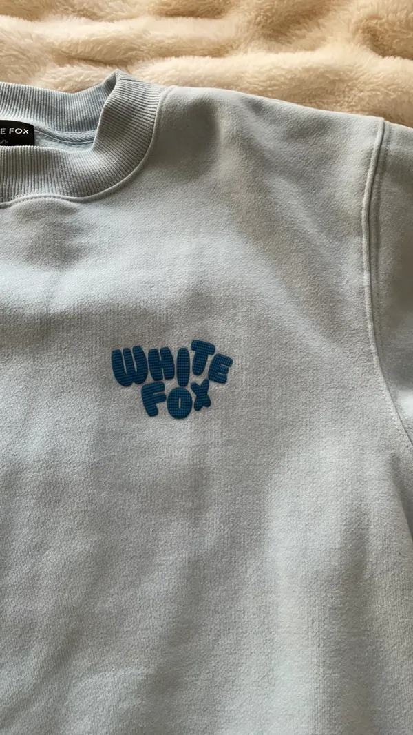 White fox blue crewnekck - Image 4
