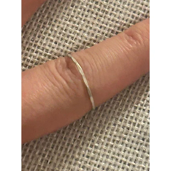 A454 size 6.5 silver plated ring band - Image 3