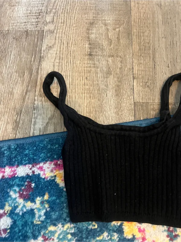 Wilfred Black Ribbed Knit Crop Tank Top - Women's - Image 7