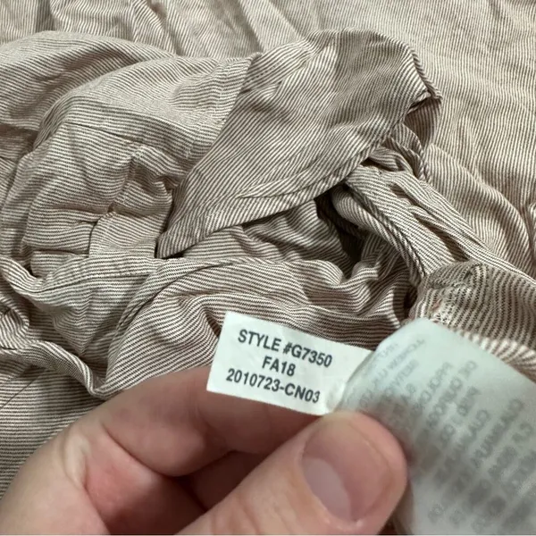 Madewell Button-Back Tie Short Sleeve Tee in Stripe‎ Size M - Image 9