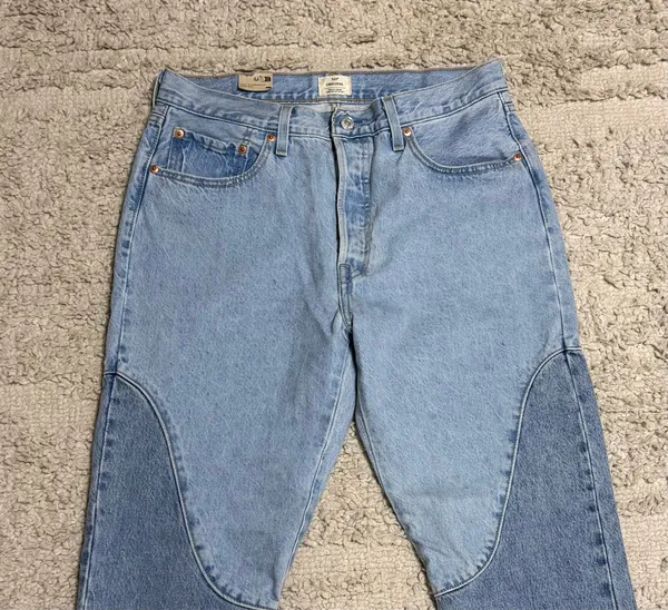 New Women’s Levi’s 501 High-Rise Straight Leg Chaps Two Tone Jeans, Size 32/30 - Image 3