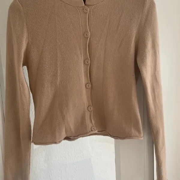Brandy Melville Soho Apparel Taupe Lightweight Button Down Crew Neck Cardigan Sweater XS - Image 2
