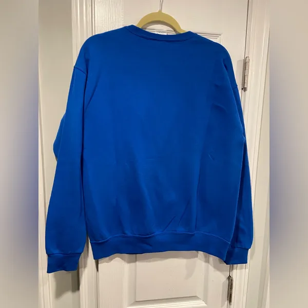 Jerzees Size M Blue Crew Neck Graphic Print Sweatshirt Penguins Snow Ski Winter - Image 4
