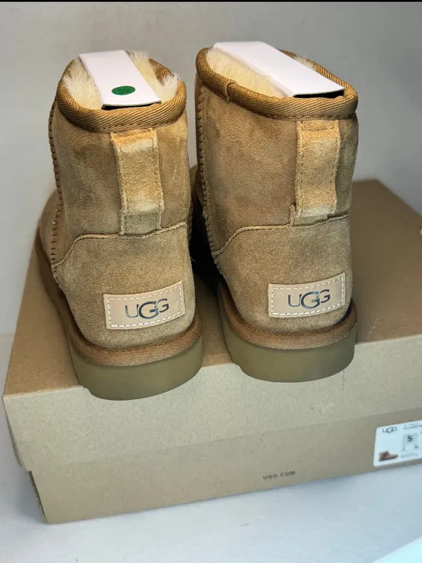 UGG Classic Mini II Genuine Shearling Lined Boot casual comfy outdoor winter - Image 6
