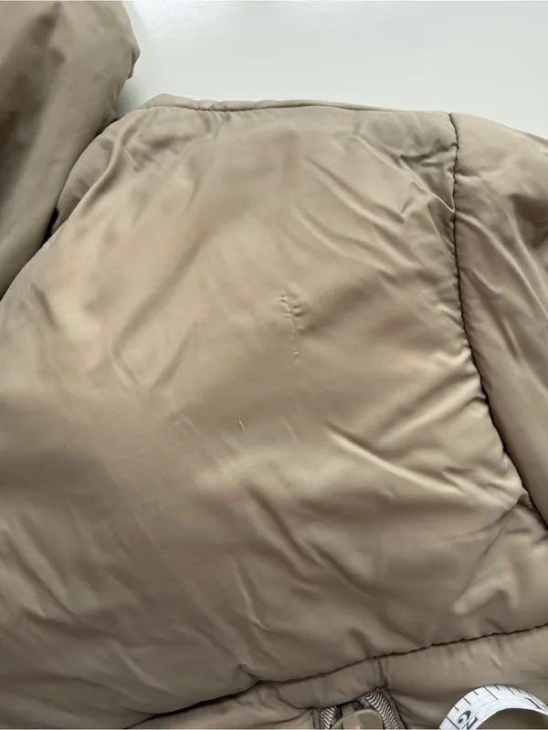 Zara Beige Puffy Coat Size Medium - Image 9