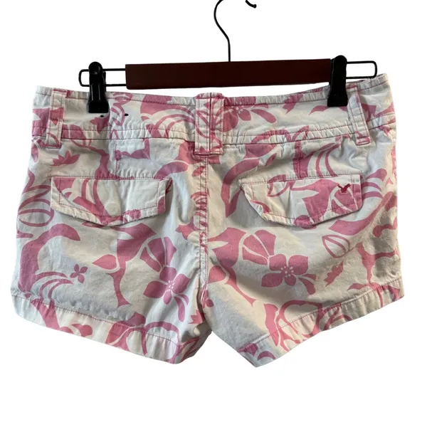 American Eagle Women’s Floral Print Short Shorts Size 6 - Image 2