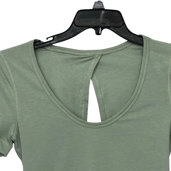 Lululemon Find Your Twist Short Sleeve Shirt Women Size 8 Open Green‎ Lycra - Image 2