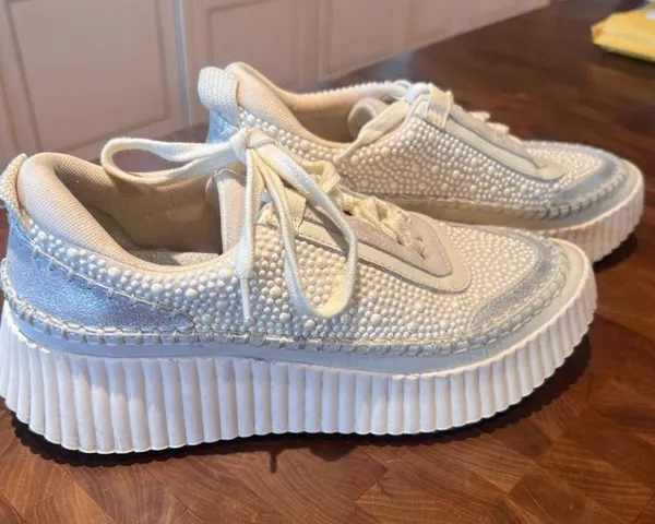 DV by Dolce Vita Sneakers - Image 2
