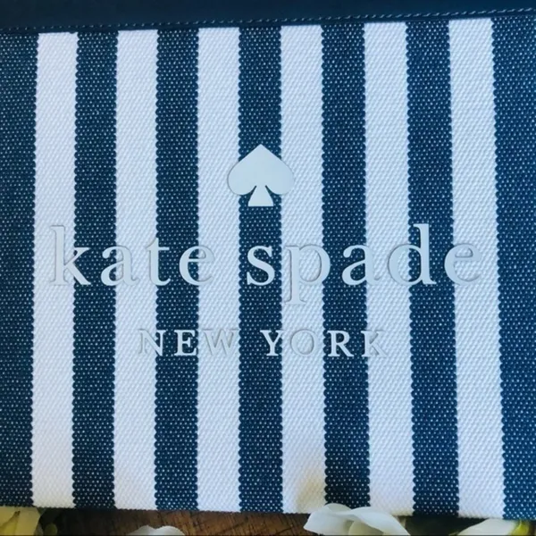 Kate Spade Blue White Stripe Canvas Zip Pouch Leather Trim NWT - Image 4