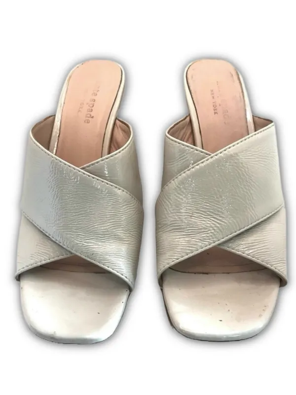 Kate Spade Beige Patent Leather Criss-Cross Vamp Slide Block Heel Shoes (6.5) - Image 2