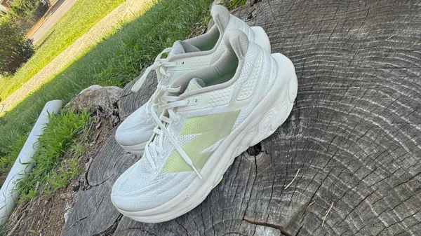 New Balance Fresh Foam X 1080v13 Moonrock Bleached Lime Glo Men's Shoe size 12 - Image 4