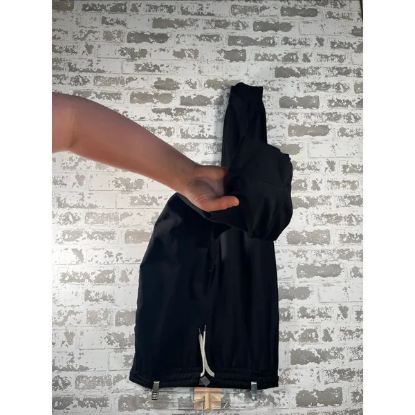 Vuori | women black jogger sweat pants - Image 7