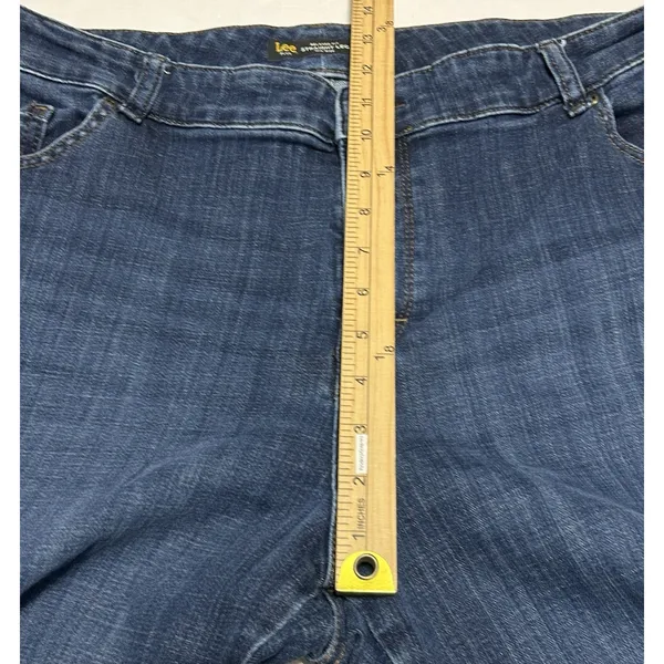 Lee Jeans Womens 20W Medium Relaxed Fit Straight Leg Mid Rise Dark Wash Denim - Image 5