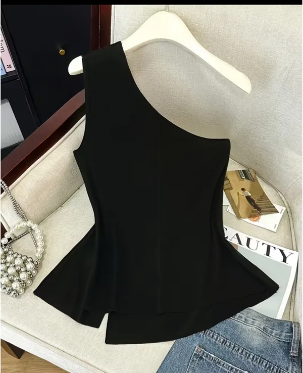 Amazon one shoulder top with slit Black Size 4 - Image 2