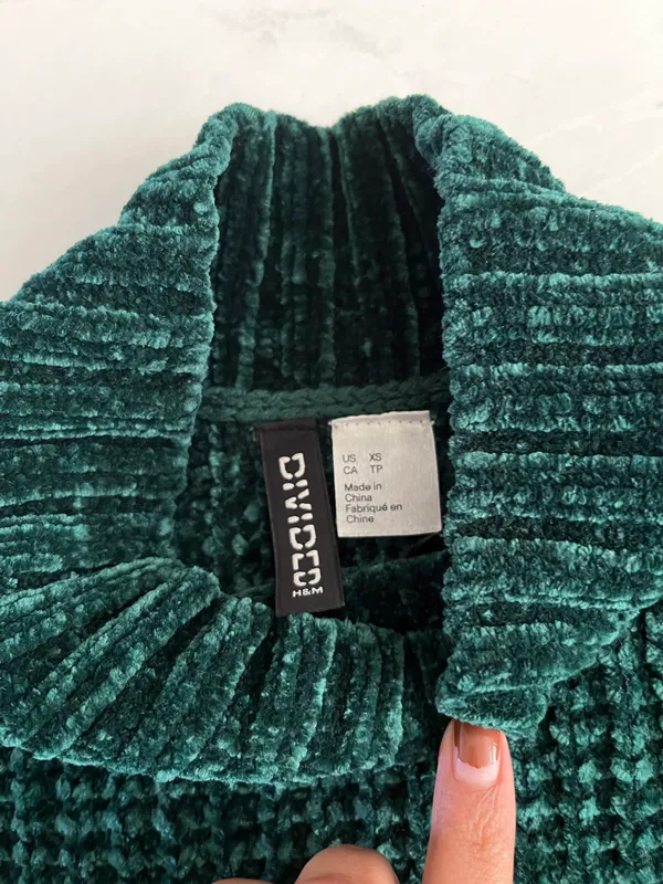 Cropped Sweater - Image 2