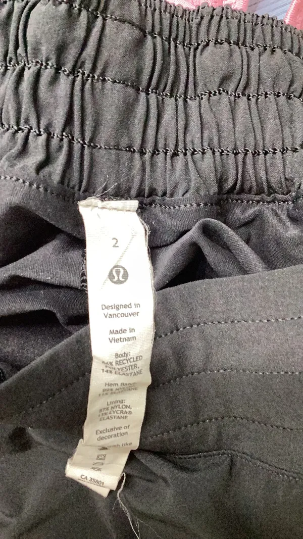 Lululemon Hotty Hot High-Rise Skirt - Image 4