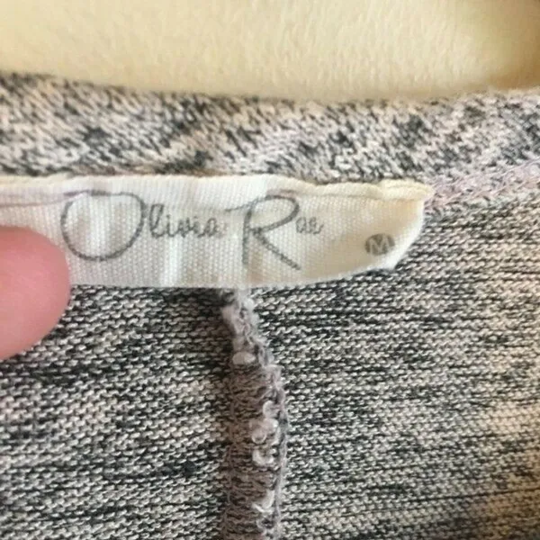 Olivia Rae medium grey top‎ - Image 2